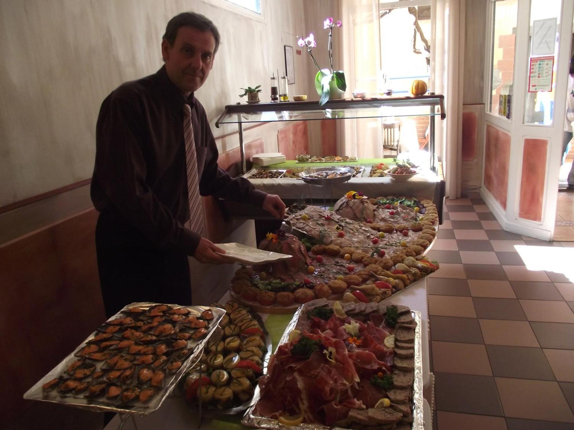 Hotel Restaurant Cortie Thuir Luaran gambar