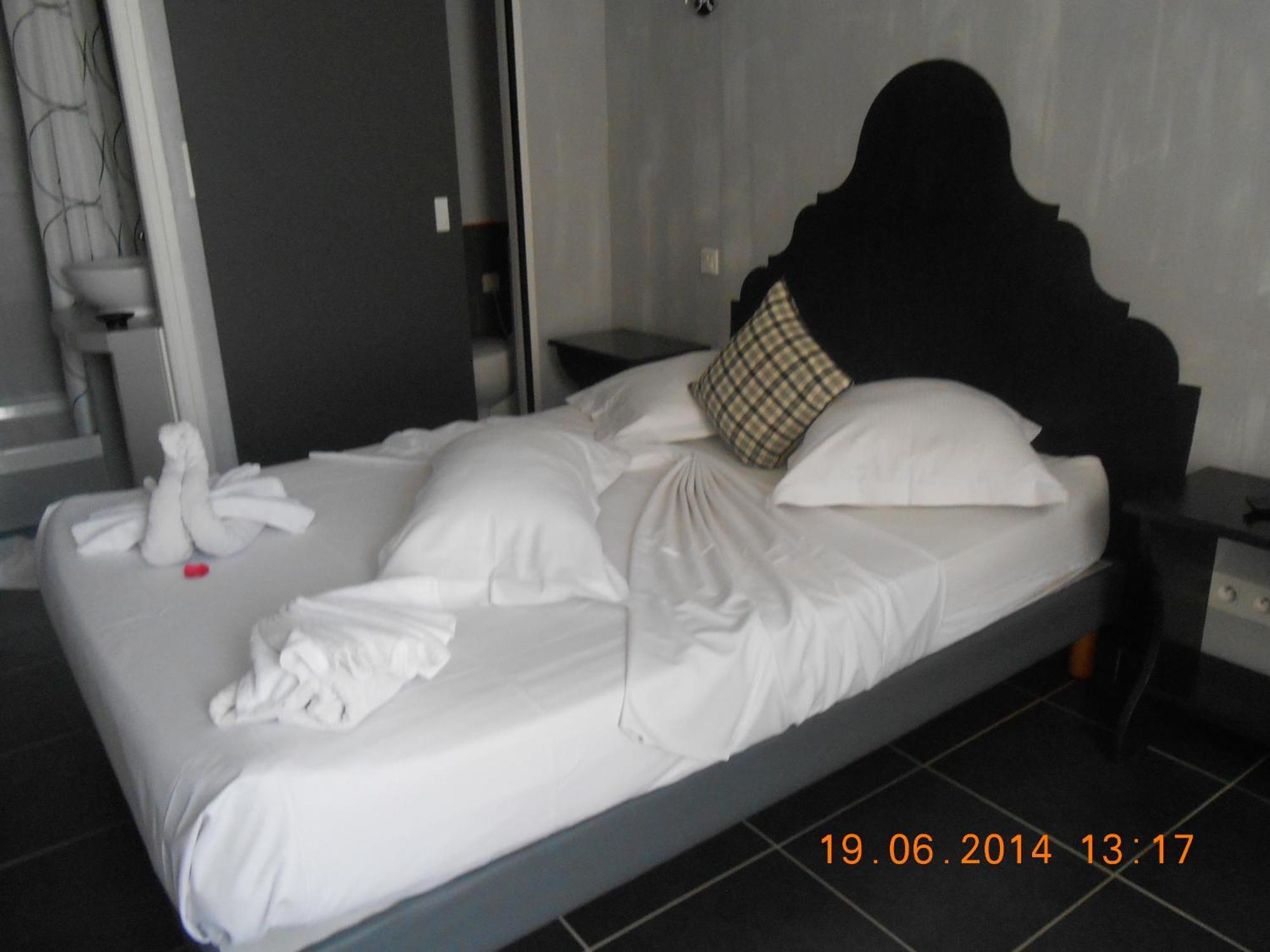 Hotel Restaurant Cortie Thuir Luaran gambar