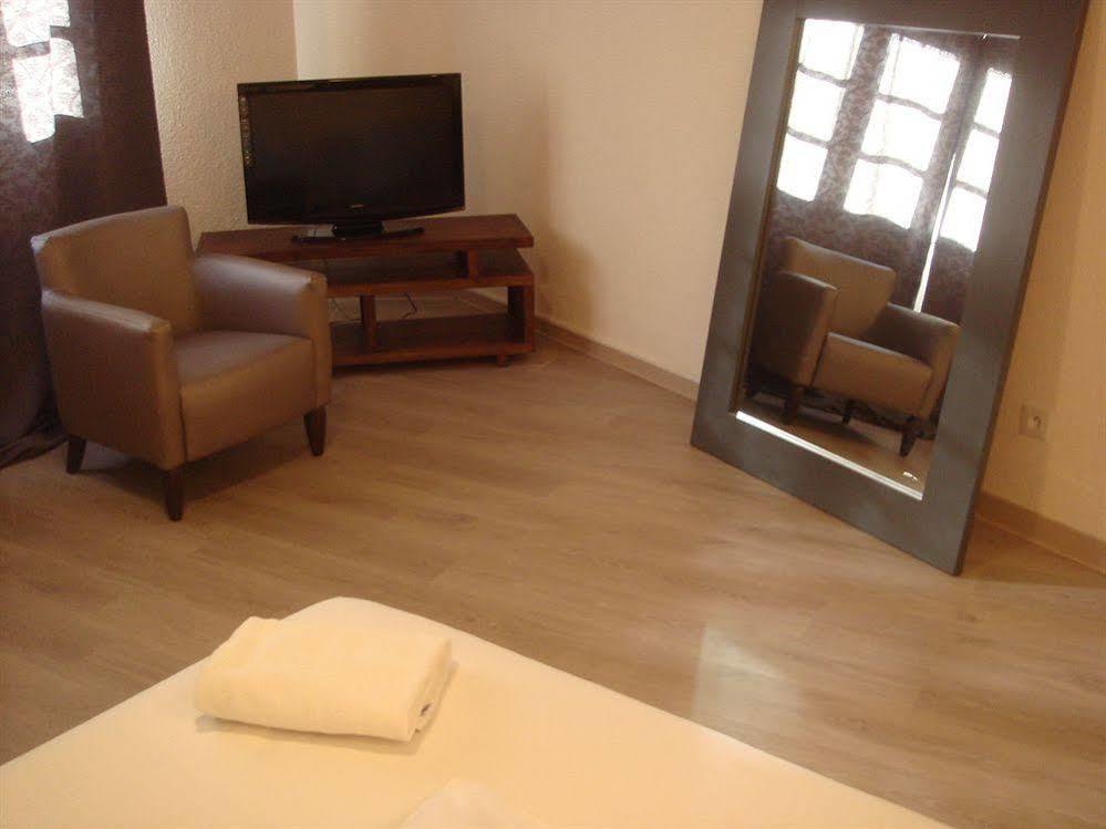 Hotel Restaurant Cortie Thuir Luaran gambar